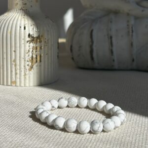 Pulsera Howlita esferas
